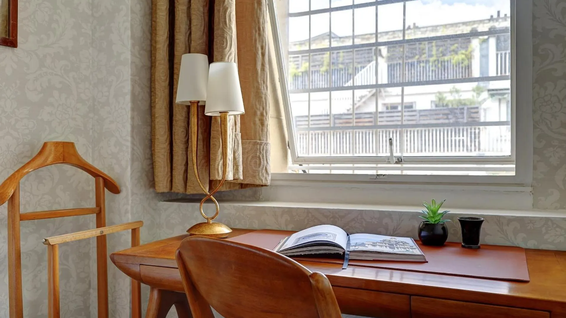 Eiffel Tower - 1Br With Balcony - Cityapartmentstay Paris 0*,